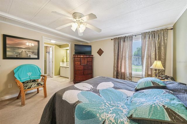 5 GALLINULE COURT, Fruitland Park, FL 34731