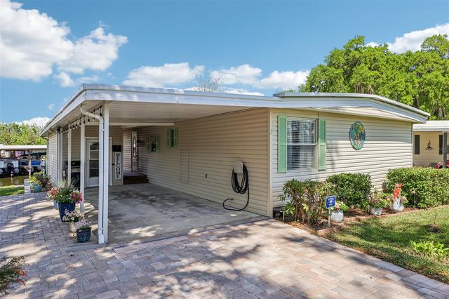 5 GALLINULE COURT, Fruitland Park, FL 34731