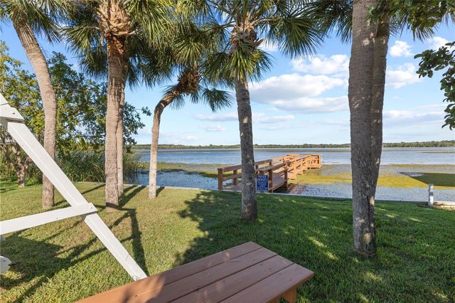 5 GALLINULE COURT, Fruitland Park, FL 34731