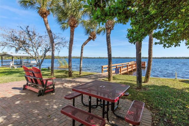 5 GALLINULE COURT, Fruitland Park, FL 34731