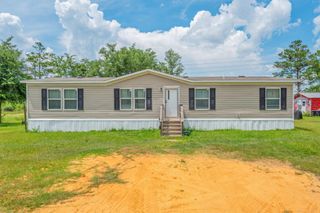 510 W Violet Lane, Defuniak Springs, FL 32433
