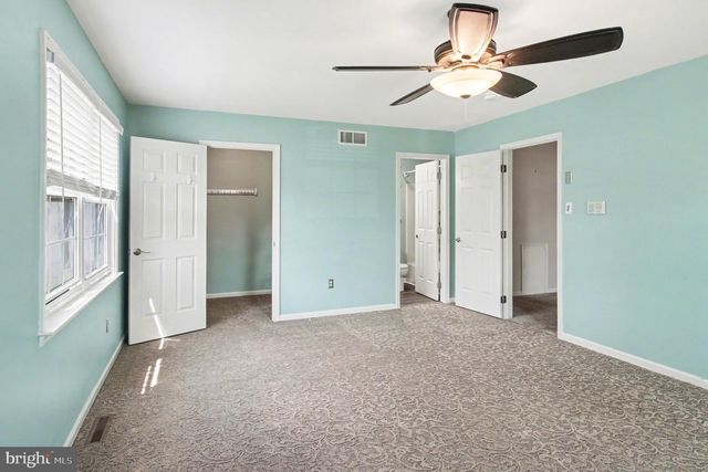 4016 WASHINGTON DR, Upper Chichester, PA 19061