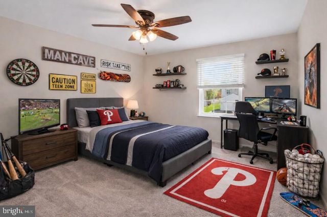 4016 WASHINGTON DR, Upper Chichester, PA 19061