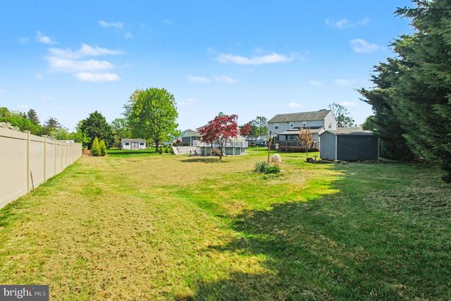 4016 WASHINGTON DR, Upper Chichester, PA 19061