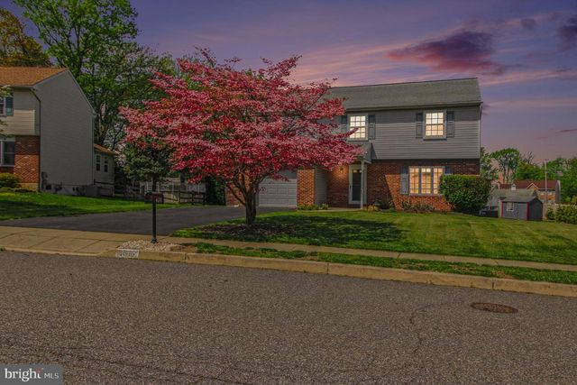 4016 WASHINGTON DR, Upper Chichester, PA 19061