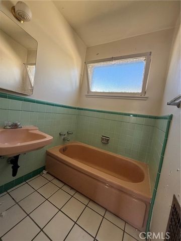 17206 Lahey Street, Granada Hills (los Angeles), CA 91344