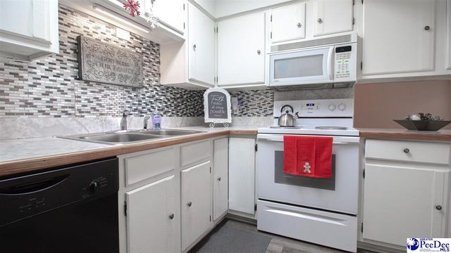 500 Woodland Drive Unit 23, Florence, SC 29501