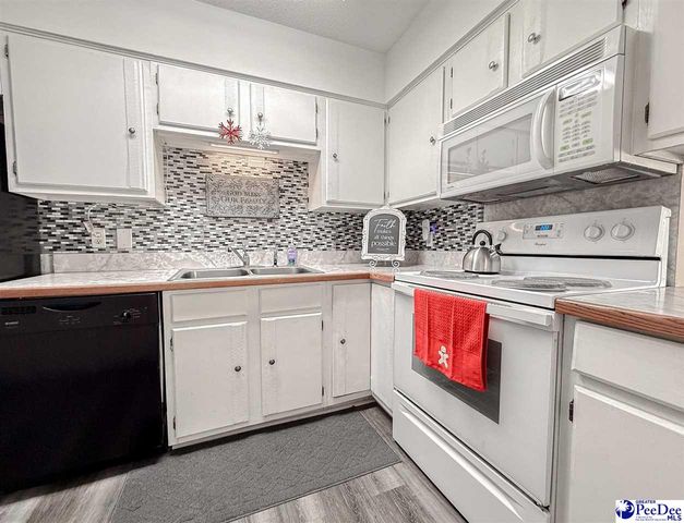 500 Woodland Drive Unit 23, Florence, SC 29501