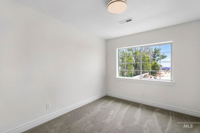 866 Quartz Rd, Kimberly, ID 83341