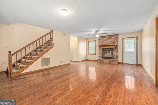 2821 Hog Mountain Road, Jefferson, GA 30549
