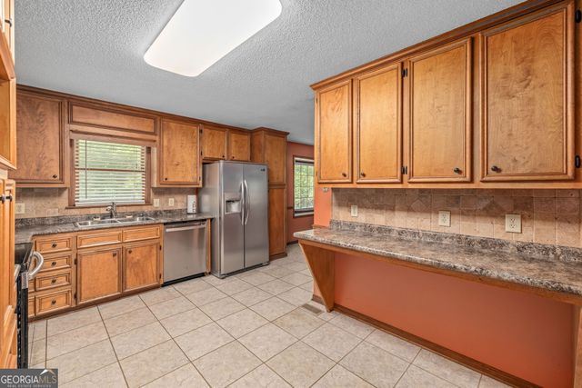 2821 Hog Mountain Road, Jefferson, GA 30549