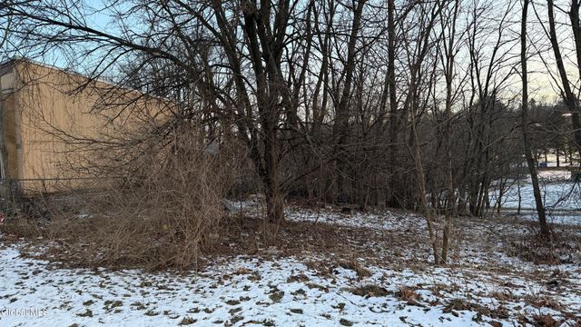 575 Lark Drive, Albany, NY 12210