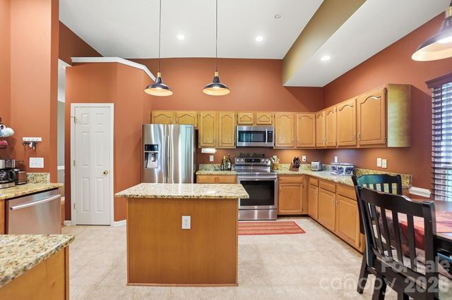 1406 Lockhart Place NW, Concord, NC 28027
