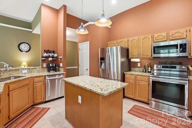 1406 Lockhart Place NW, Concord, NC 28027