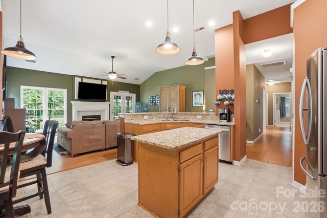 1406 Lockhart Place NW, Concord, NC 28027