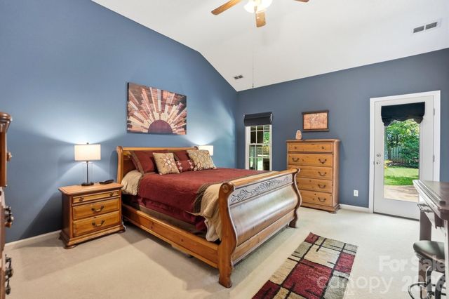 1406 Lockhart Place NW, Concord, NC 28027