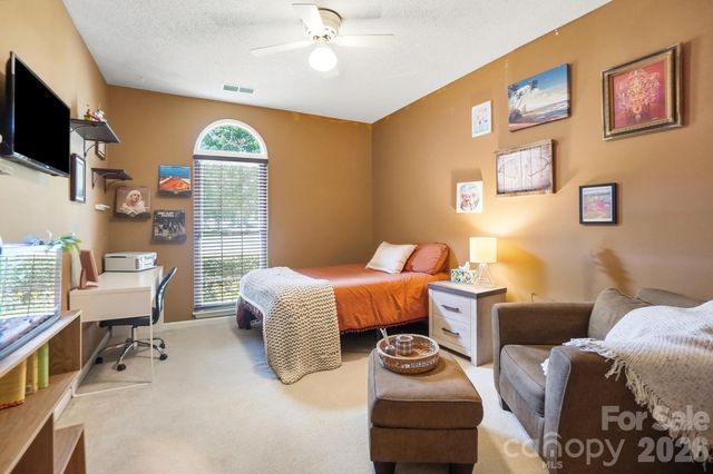 1406 Lockhart Place NW, Concord, NC 28027