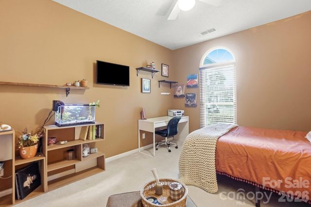 1406 Lockhart Place NW, Concord, NC 28027