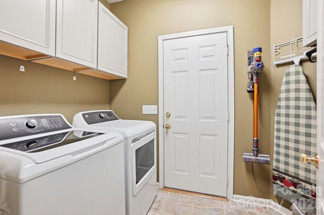 1406 Lockhart Place NW, Concord, NC 28027