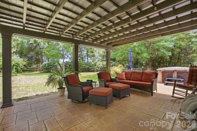 1406 Lockhart Place NW, Concord, NC 28027