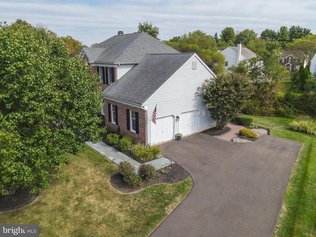 4925 REDFIELD RD, Doylestown, PA 18902