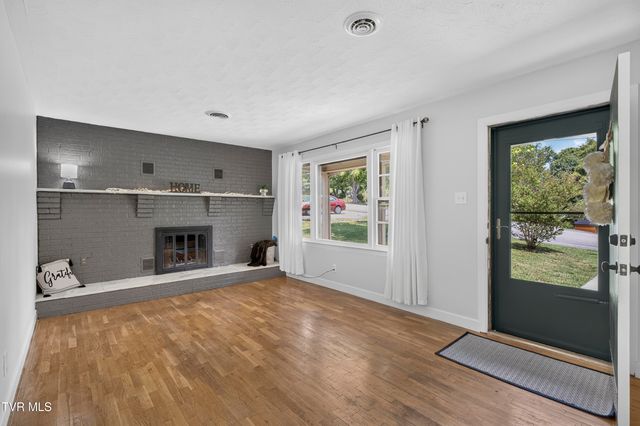 302 Seminole Road, Bristol, VA 24201