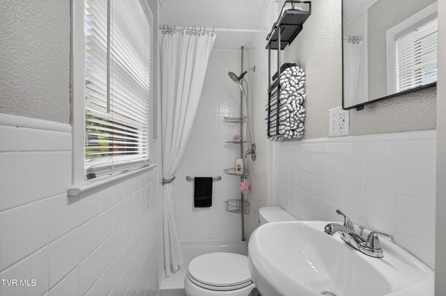 302 Seminole Road, Bristol, VA 24201