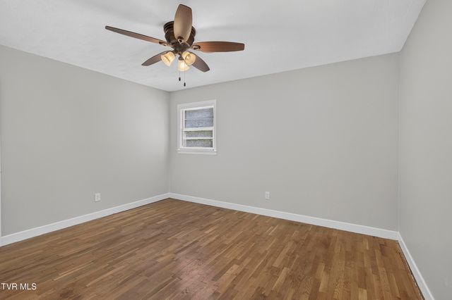 302 Seminole Road, Bristol, VA 24201