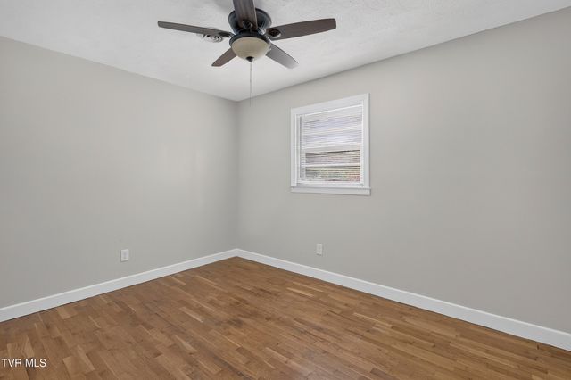 302 Seminole Road, Bristol, VA 24201