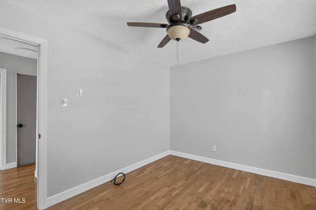 302 Seminole Road, Bristol, VA 24201