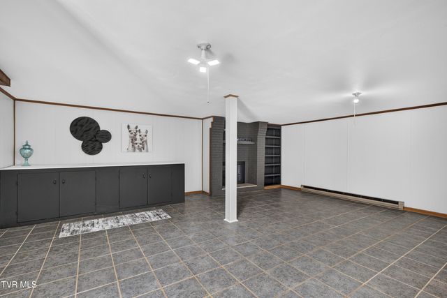 302 Seminole Road, Bristol, VA 24201