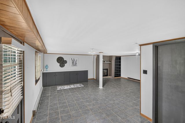 302 Seminole Road, Bristol, VA 24201