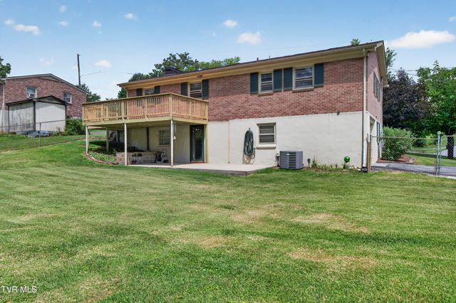 302 Seminole Road, Bristol, VA 24201