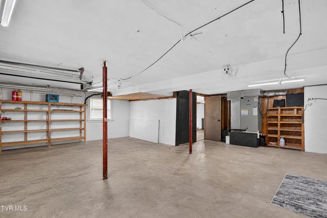 302 Seminole Road, Bristol, VA 24201