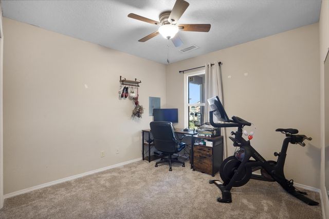 1959 Gomez Drive SW, Los Lunas, NM 87031