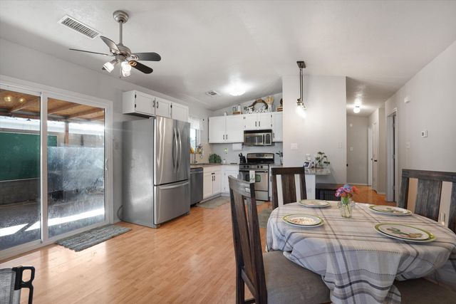 1959 Gomez Drive SW, Los Lunas, NM 87031