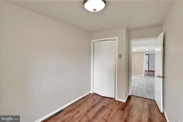 1027 COMMONWEALTH BLVD, Reading, PA 19607