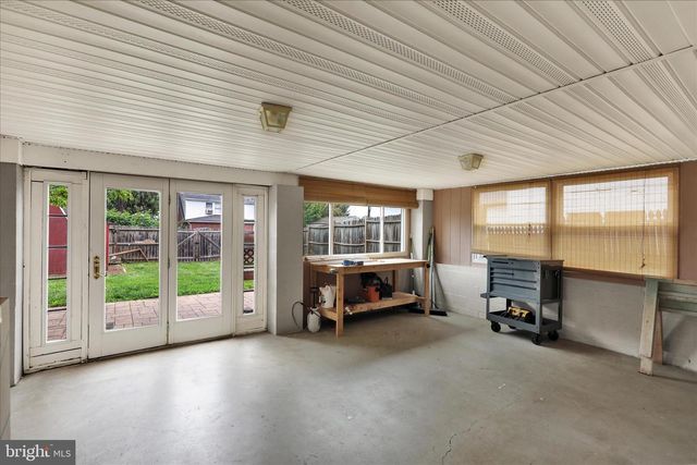 1027 COMMONWEALTH BLVD, Reading, PA 19607
