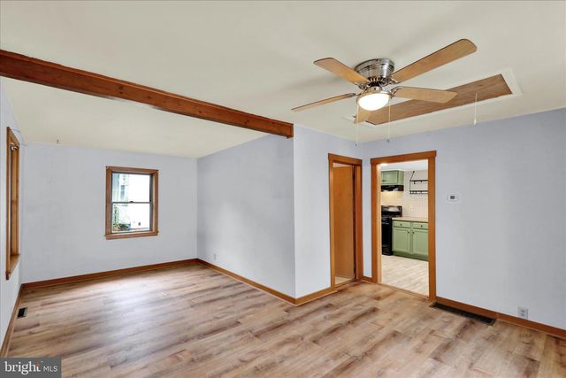 1027 COMMONWEALTH BLVD, Reading, PA 19607