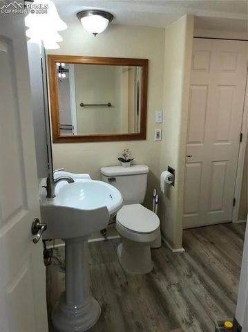 2826 W Platte Avenue, Colorado Springs, CO 80904