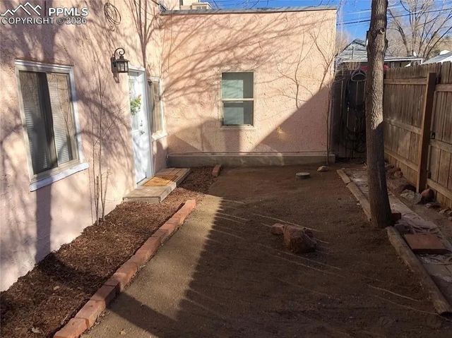 2826 W Platte Avenue, Colorado Springs, CO 80904