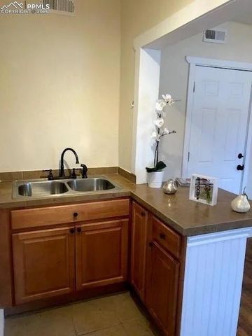 2826 W Platte Avenue, Colorado Springs, CO 80904