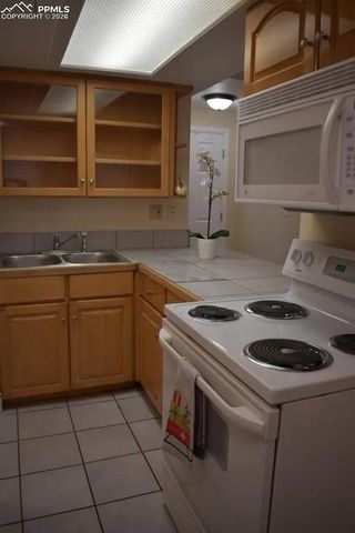 2826 W Platte Avenue, Colorado Springs, CO 80904