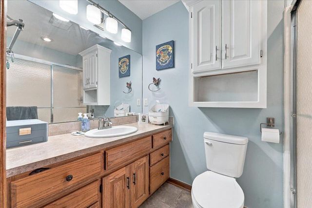 2710 TARA HILLS Street, Council Bluffs, IA 51503