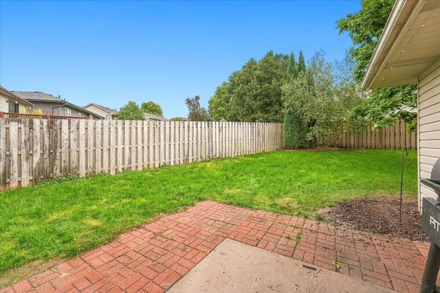 2710 TARA HILLS Street, Council Bluffs, IA 51503