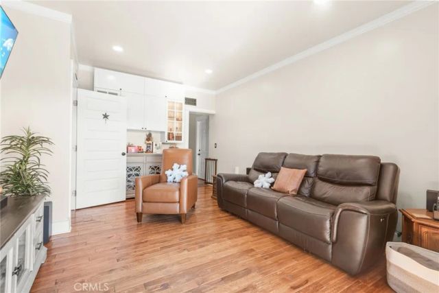 4240 E 15th, Long Beach, CA 90804