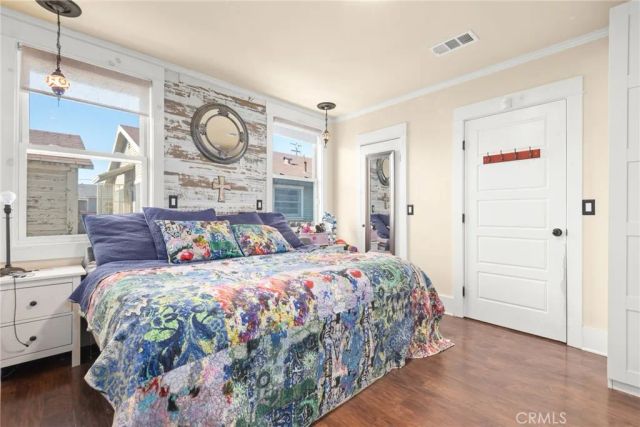 4240 E 15th, Long Beach, CA 90804