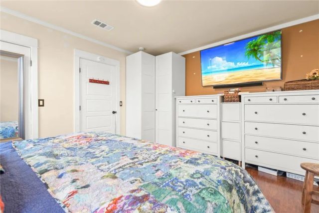 4240 E 15th, Long Beach, CA 90804