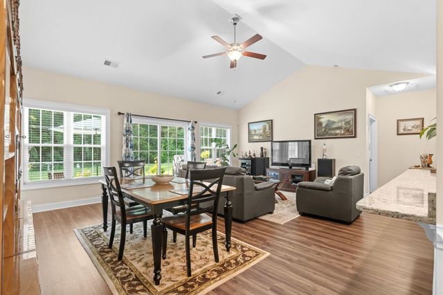 105 Barons Bluff Dr., Conway, SC 29526