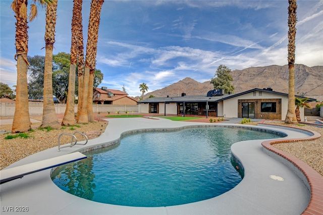 723 Spanish Drive, Las Vegas, NV 89110